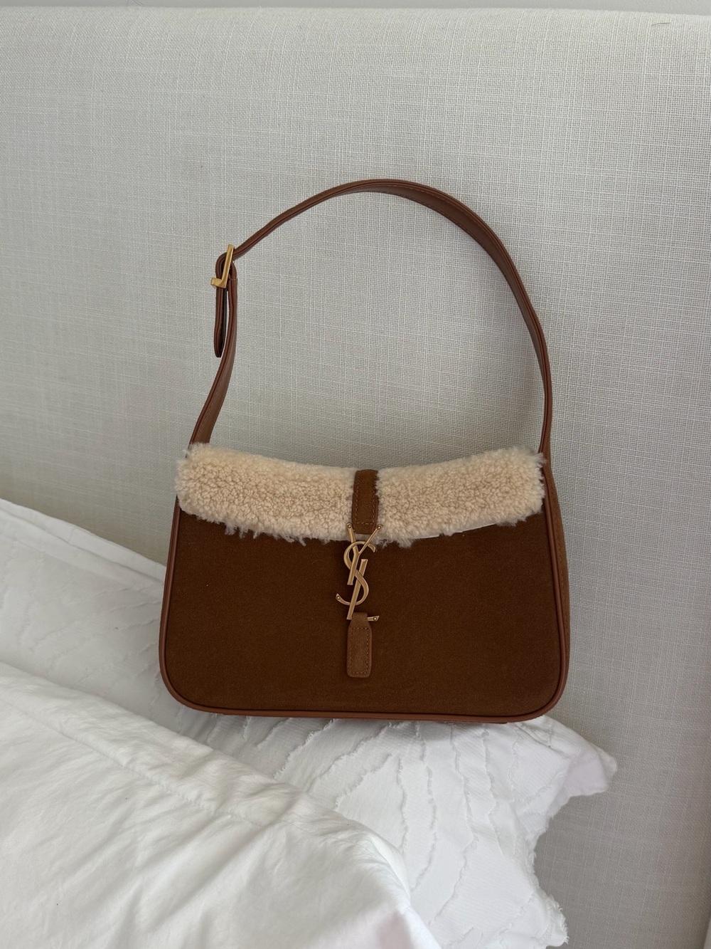 Saint Laurent Le 5 A 7 Hobo Bag in Dark Cigar